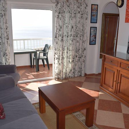 Primera Linea De Playa - Zona Club Nautico Torre Del Mar Dış mekan fotoğraf